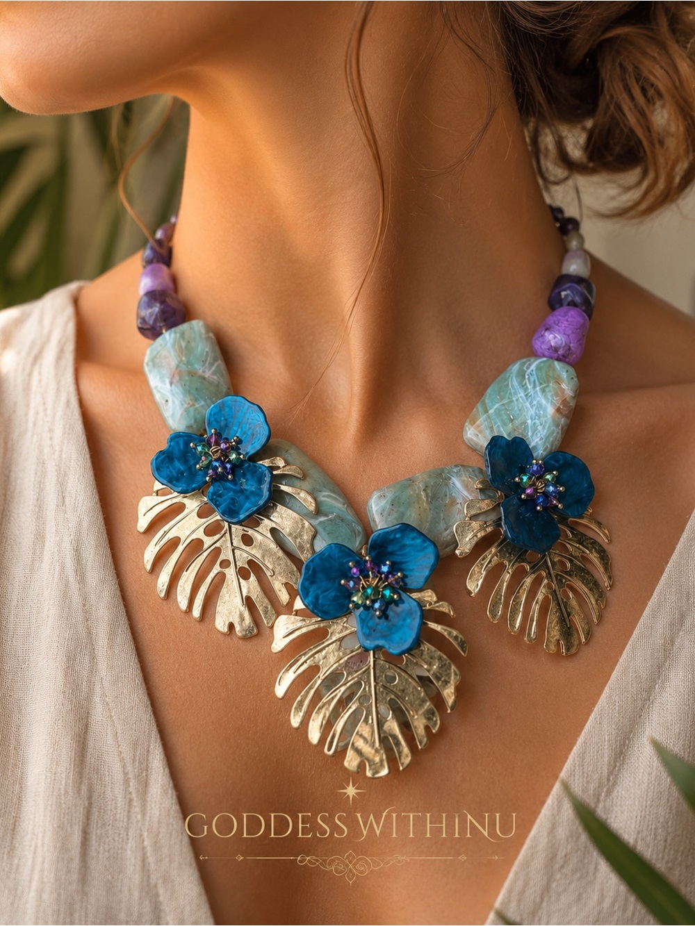 SFERA  | Tropical Monstera & Bloom Statement Necklace | NWT